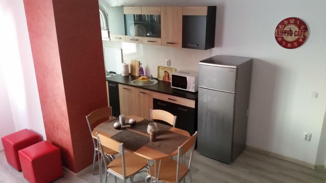 Kolonaki Domus Apartment Iasi Buitenkant foto