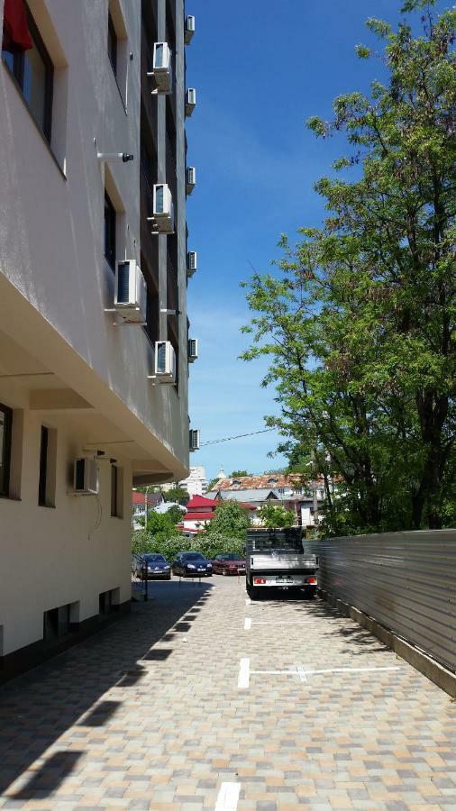 Kolonaki Domus Apartment Iasi Buitenkant foto