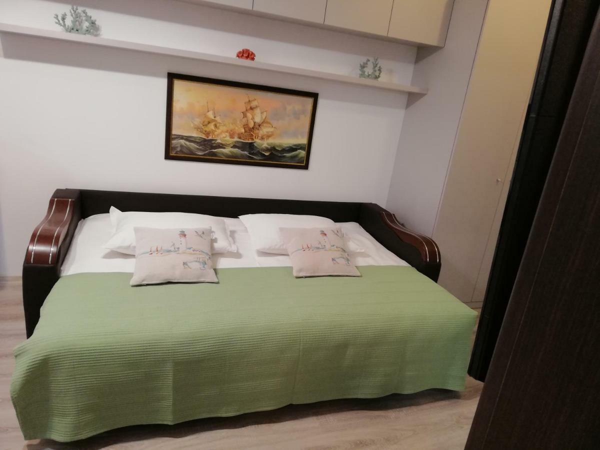 Kolonaki Domus Apartment Iasi Buitenkant foto