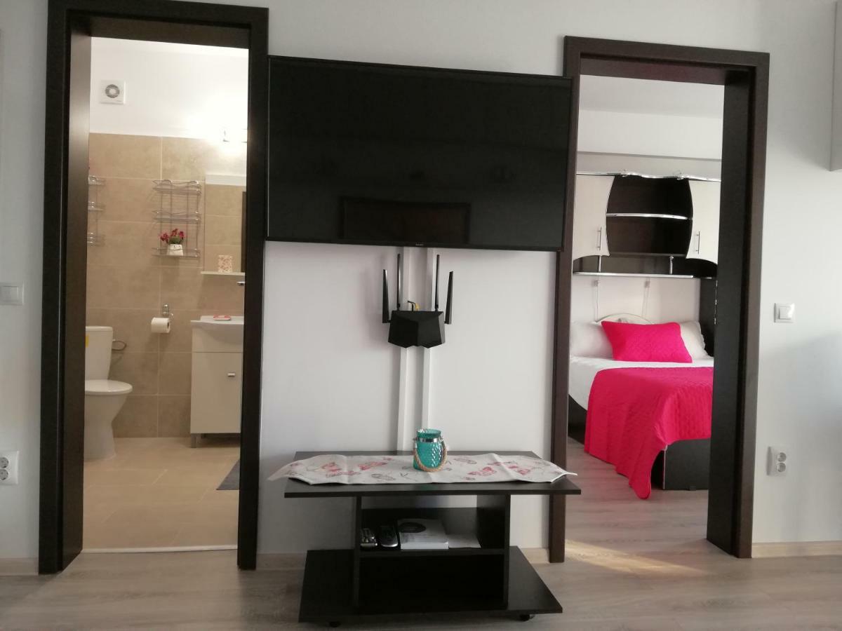 Kolonaki Domus Apartment Iasi Buitenkant foto